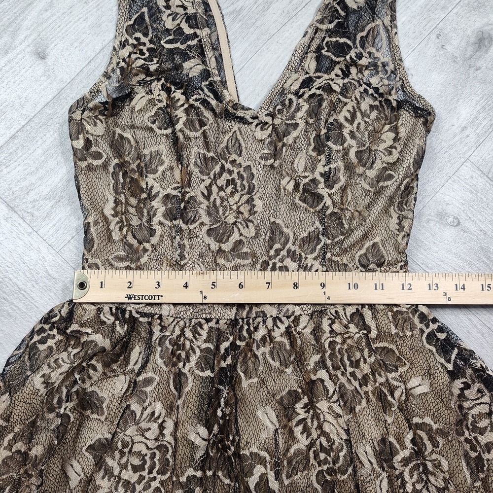 Alloy Apparel Women's Size Medium Black And Gold Metallic Lace Dress - Picture 9 of 16